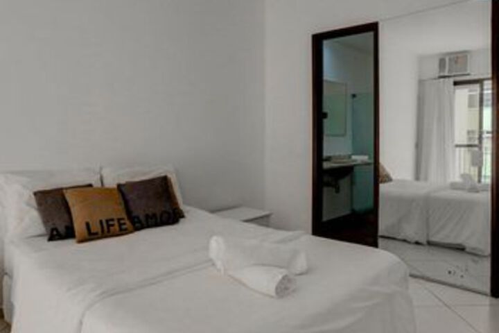 Room 35 of 104