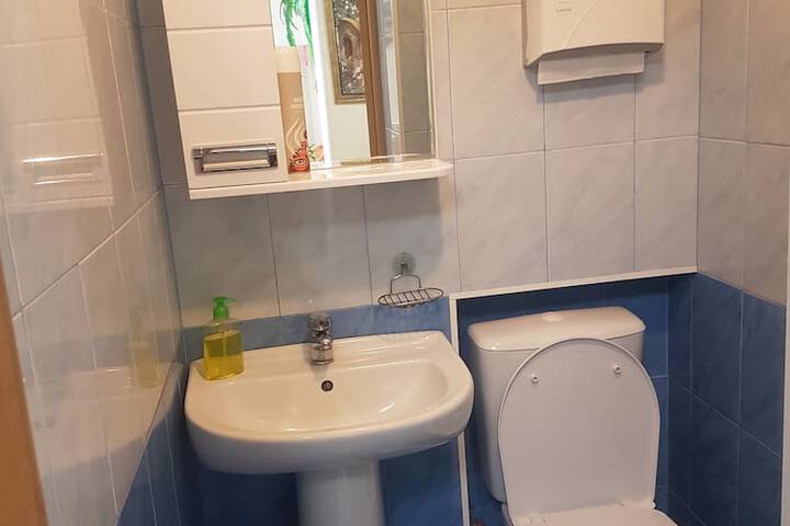 Room 5 of 31