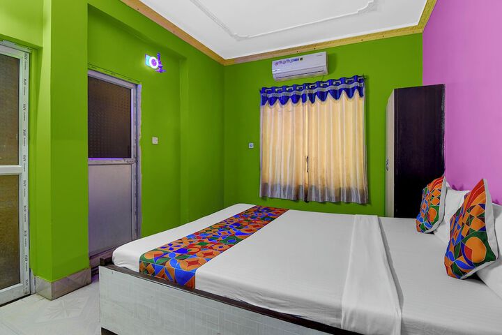 Room 15 of 25