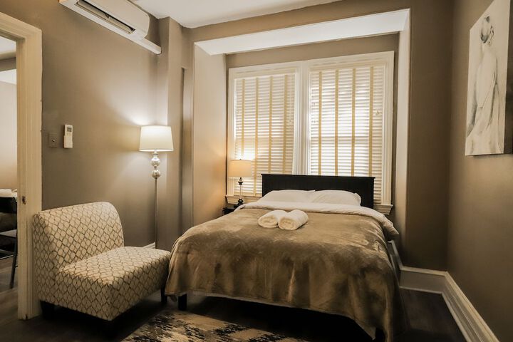 Room 17 of 57