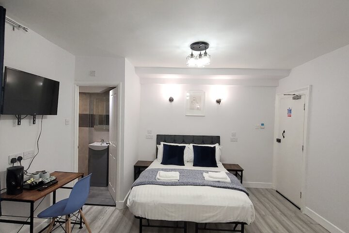Room 54 of 87