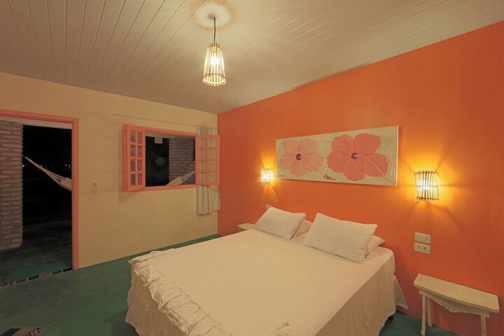 Room 83 of 274