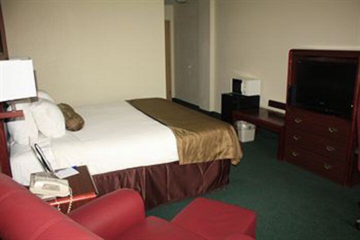 Room 43 of 65
