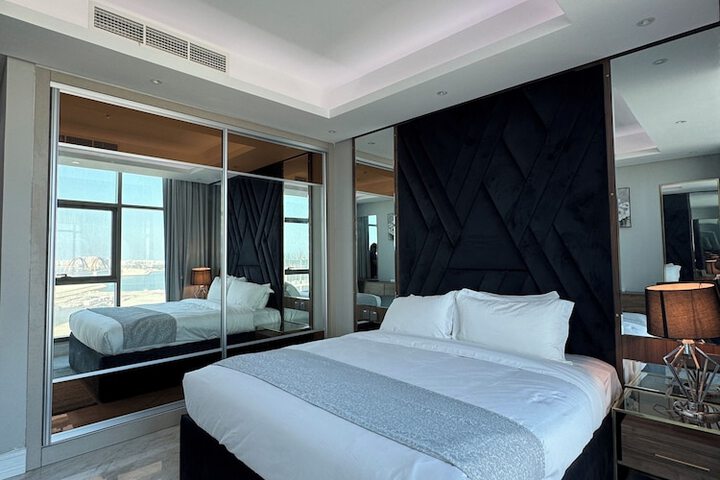 Room 17 of 42