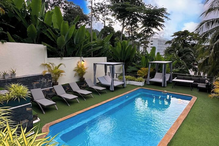 Hotel with Pool