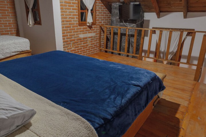 Room 55 of 193