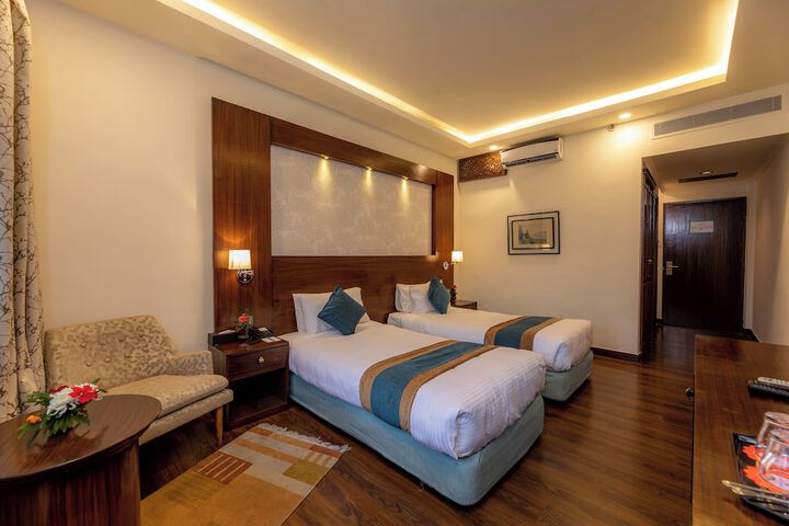 Room 28 of 191