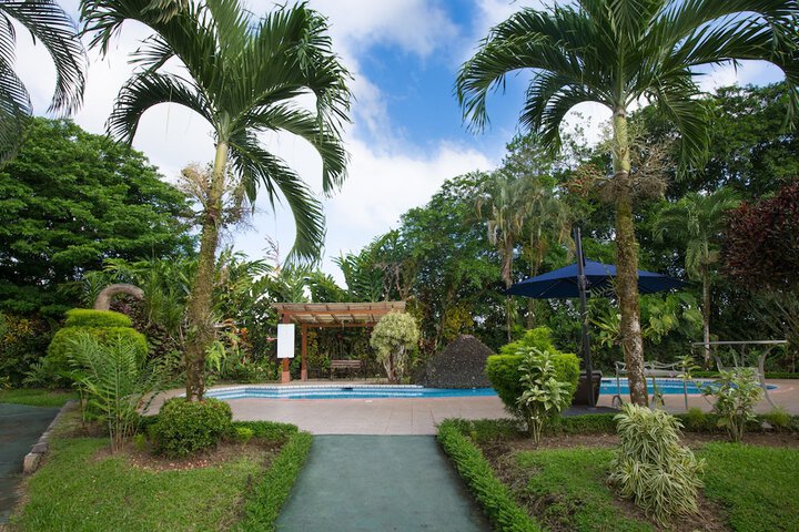 Hotel Pool