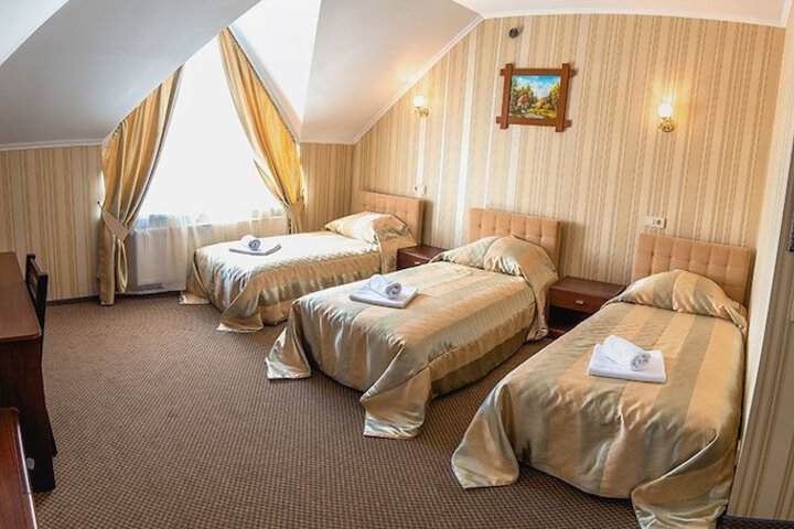 Room 28 of 111