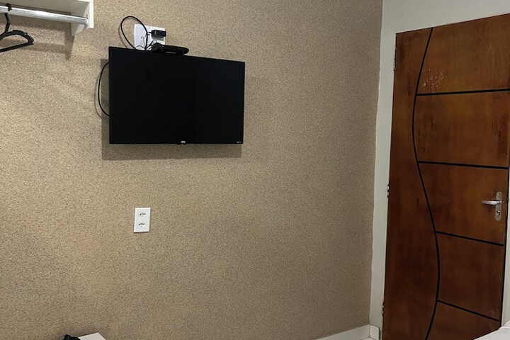 Room 3 of 51