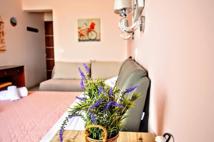 General 10 of 100