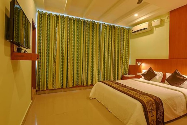 Room 9 of 31