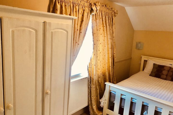 Room 8 of 39