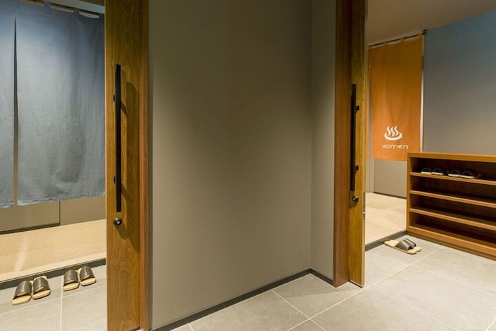 Room 72 of 111