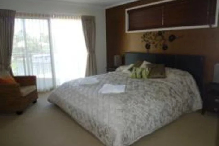 Room 3 of 22