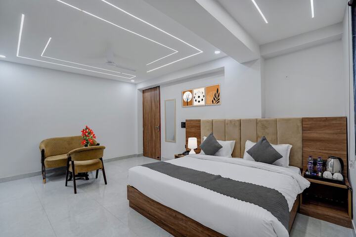 Room 18 of 47