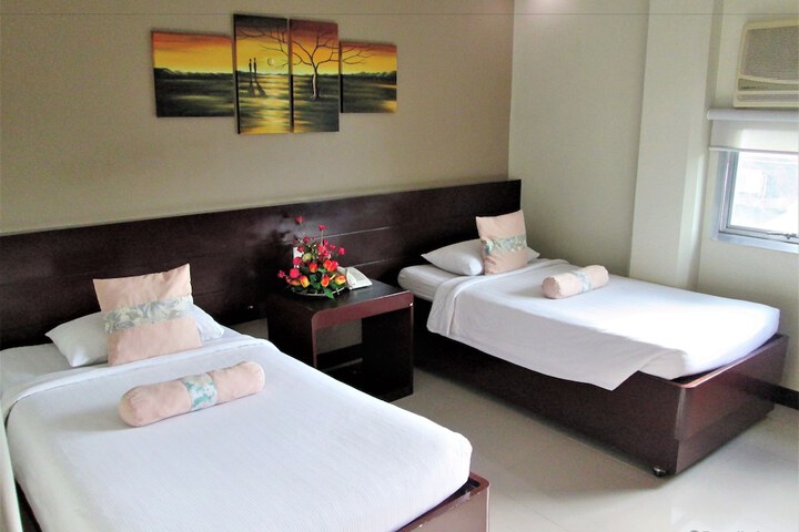 Room 7 of 23