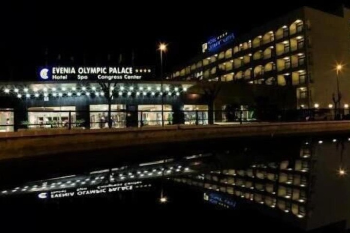 Hotel 103 of 105