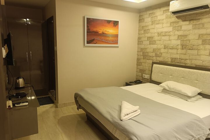 Room 22 of 81