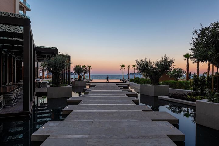 Pools & Facilities