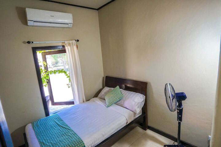 Room 13 of 61
