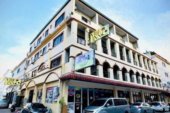 Vibe Inn Walking Street Pattaya