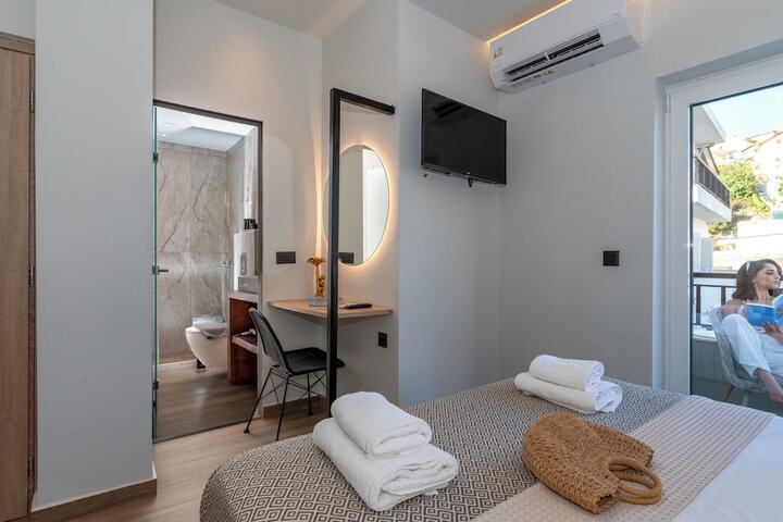 Room 29 of 54