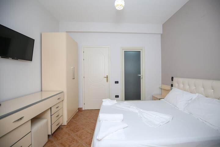 Room 22 of 51