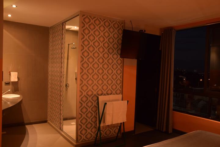 Room 59 of 118