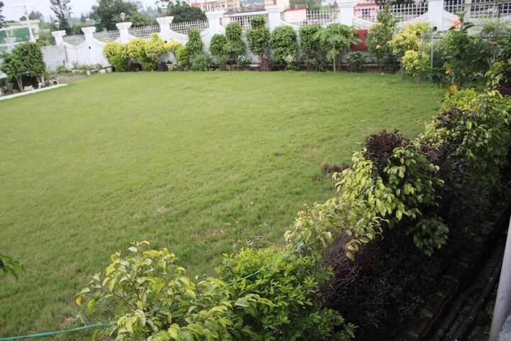 Property Grounds 17 of 24