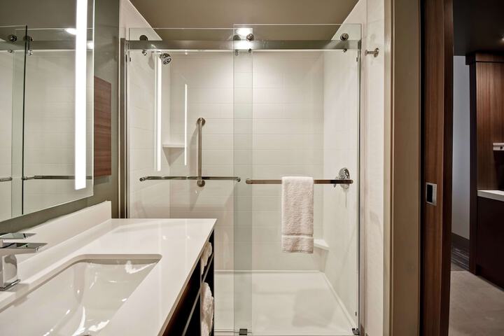 Bathroom shower