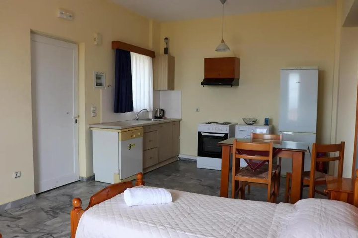 Room 2 of 15
