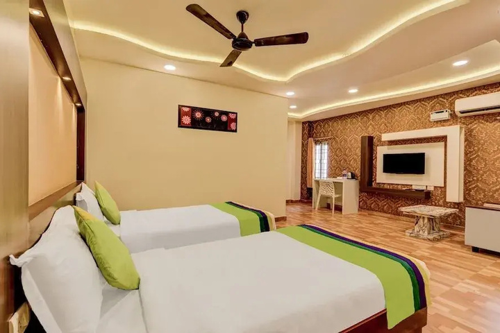 Room 15 of 21