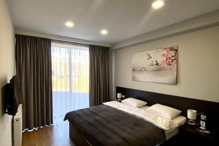 Room 9 of 39