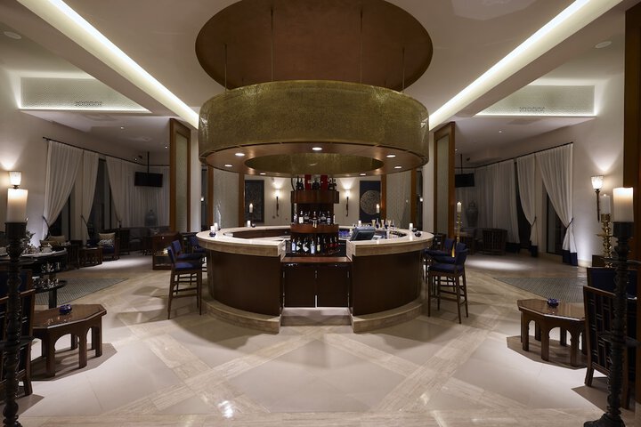 Lounge 157 of 207