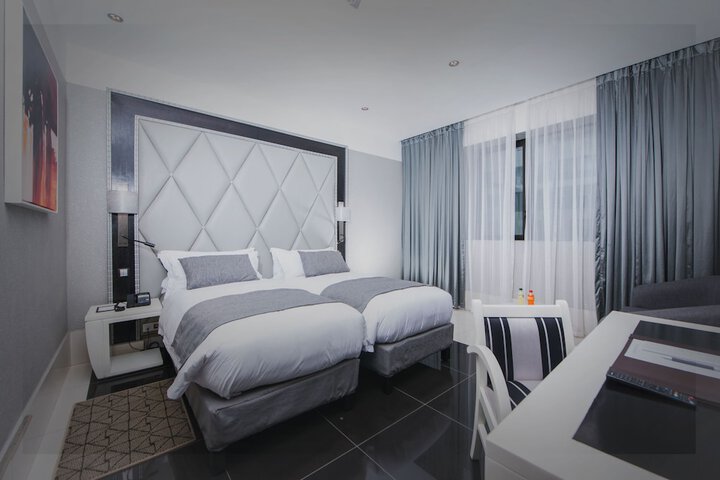 Room 4 of 53