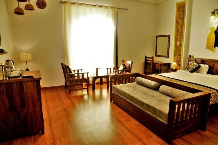 Room 3 of 21