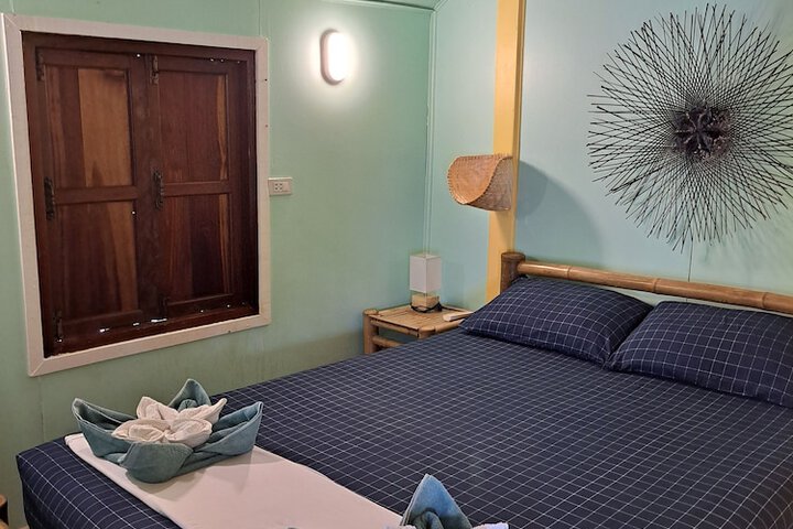 Room 27 of 98