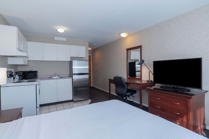 Room 16 of 34