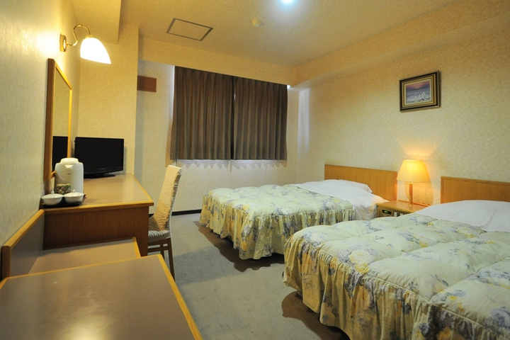 Room 3 of 11