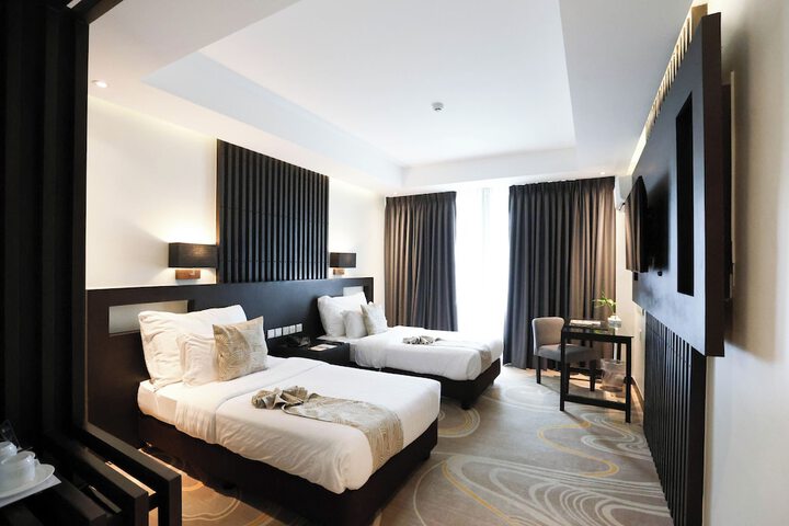 Room 15 of 31