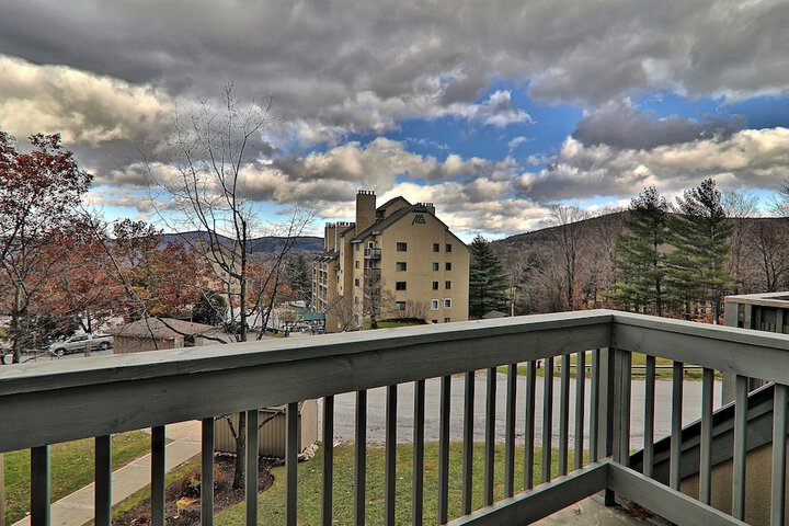 MG 3C12 - Great Location! Hot Tub / Sauna/Gym/Pool.  Yay! in Killington, VT