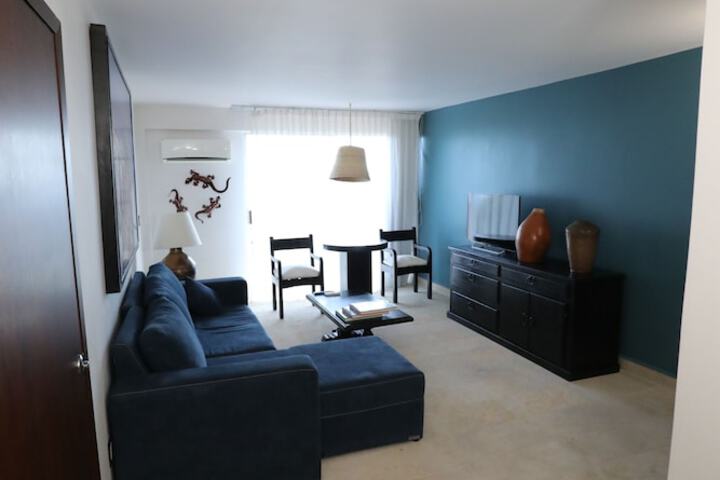 Room 8 of 71
