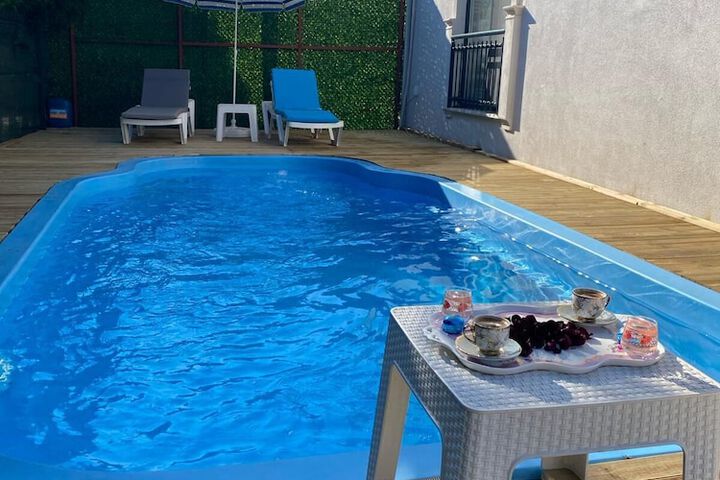 Pool 31 of 48