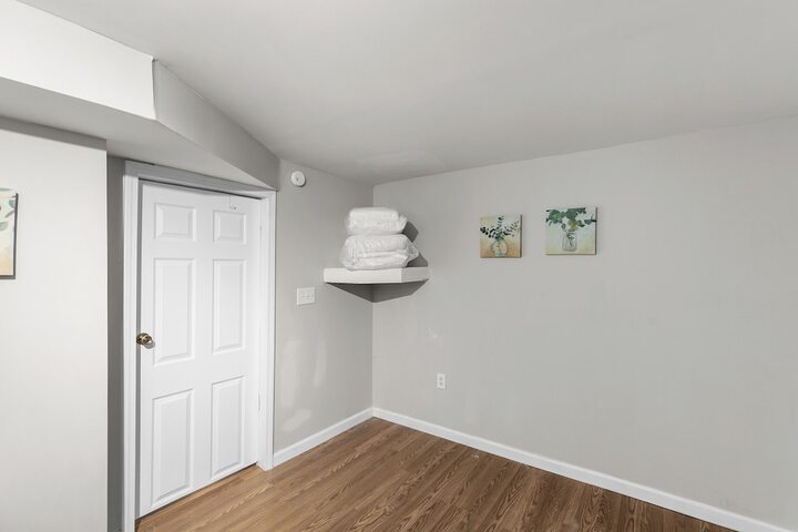 Room 36 of 41