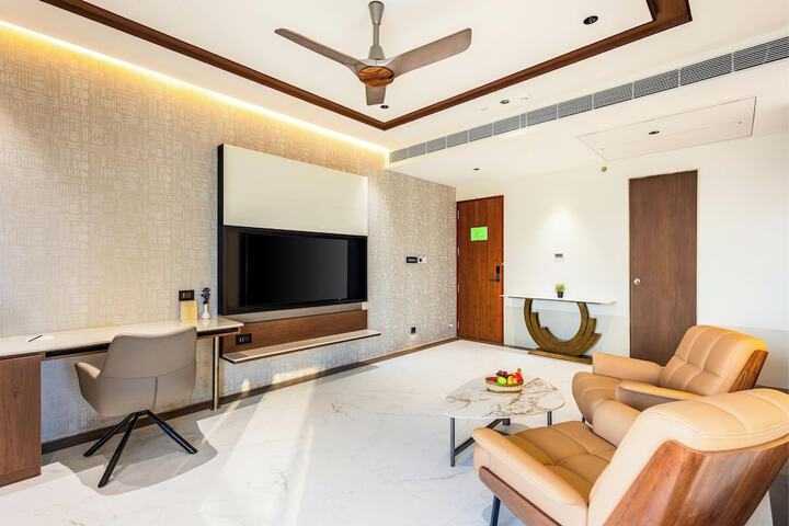 Room 21 of 48