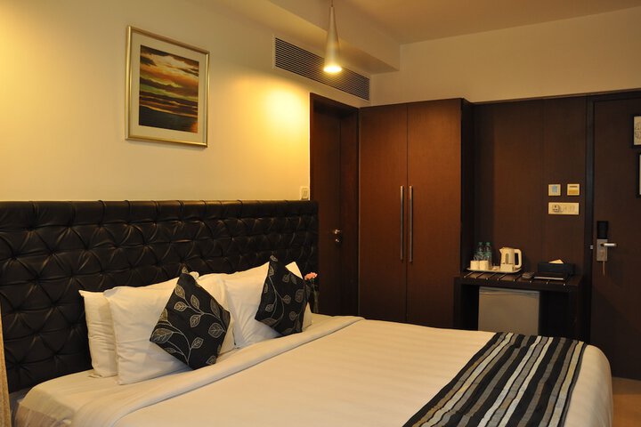 Room 19 of 71