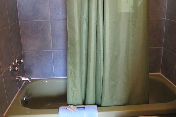 Room 20 of 38