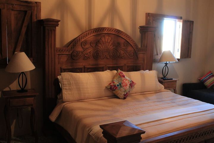 Room 4 of 35