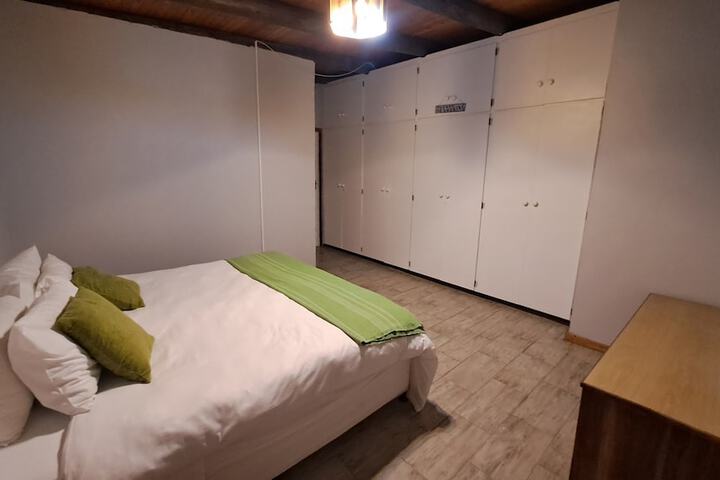 Room 6 of 39